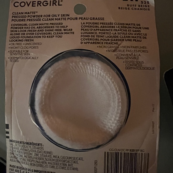 2 CoverGirl Clean Matte Pressed Powder Oil Control Sensitive Skin Buff Beige 525 - Picture 5 of 5